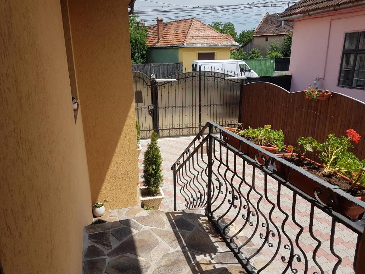 Casa Ovesia Villa Sacele Ngoại thất bức ảnh